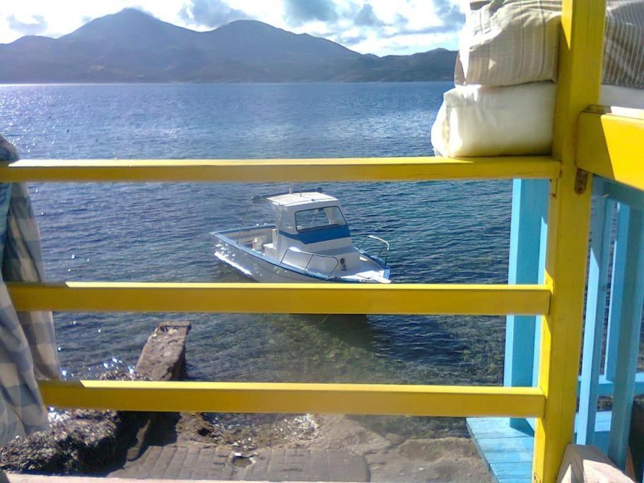 The Yellow Boat House Klima  Dış mekan fotoğraf